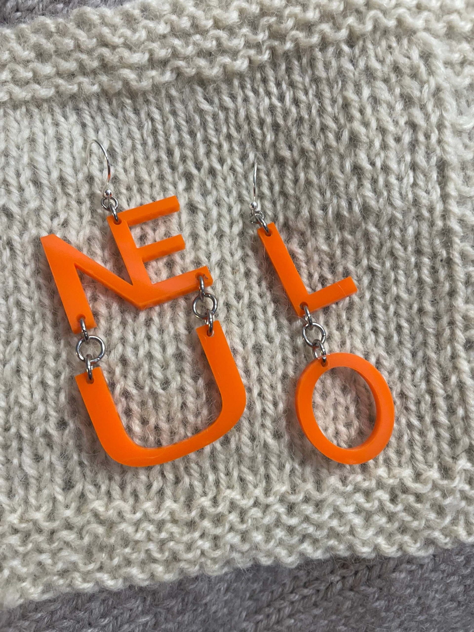 Neulo -korvikset, Pinjo design, Korvakorut