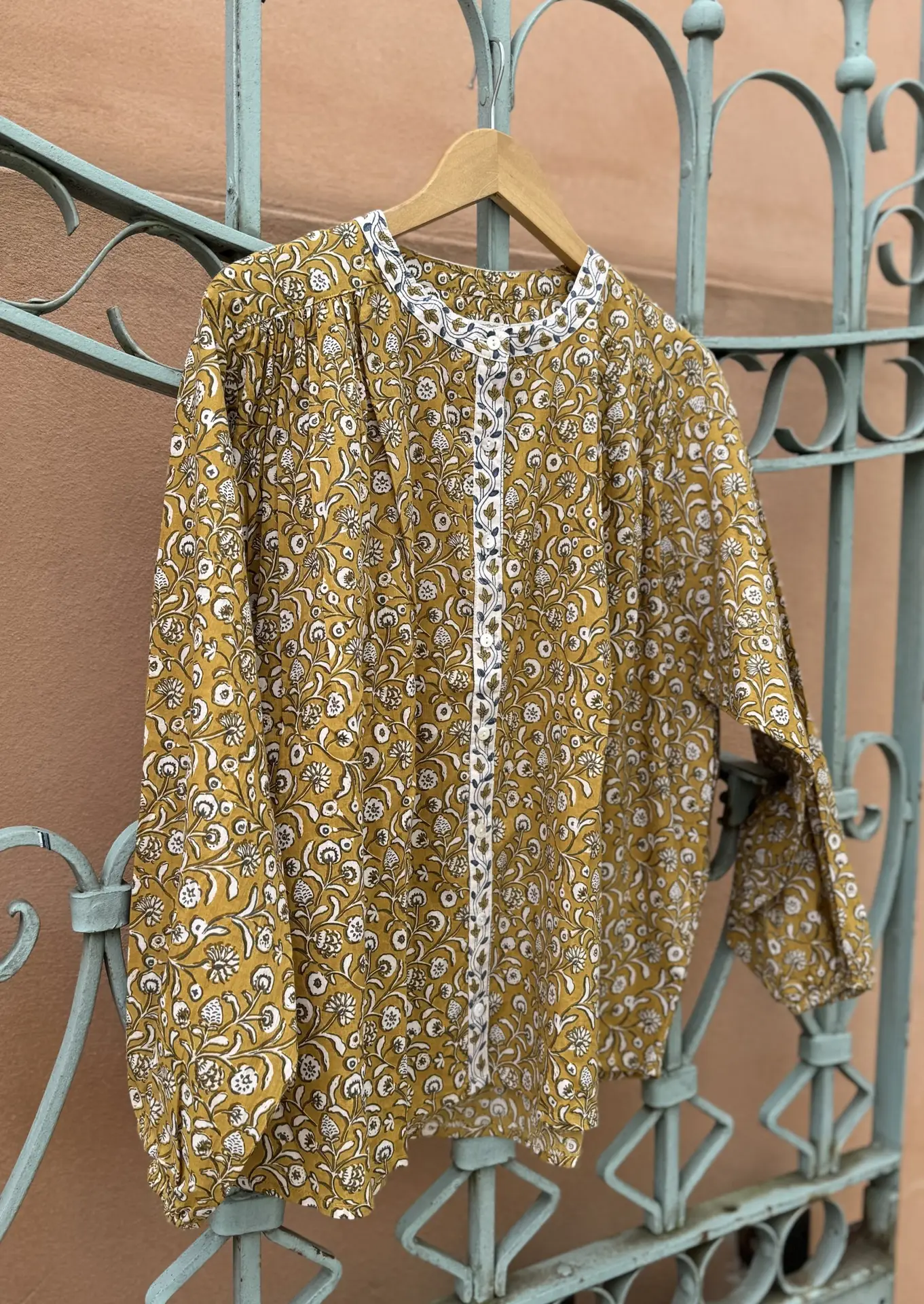 Lyydia paita, Bonheur du Jour, Butik frilla Oulu