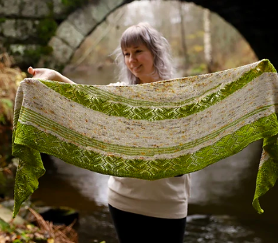 Anna-Johanna-Limelight-huivi