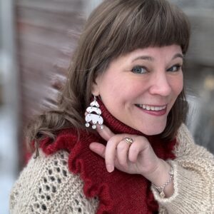 Kuusipuu korvakorut, Pinjo design. Butik frilla Oulu