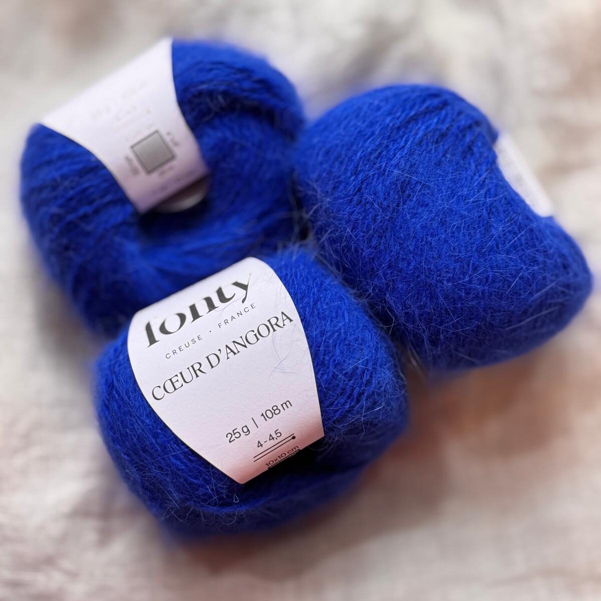 Fonty angora sähkönsininen