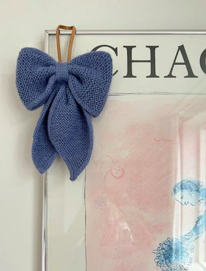 PetiteKnit December Bow rusetti sininen