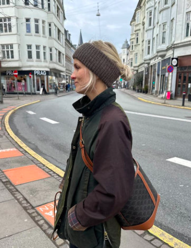 PetiteKnit Weekend panta paperiohje