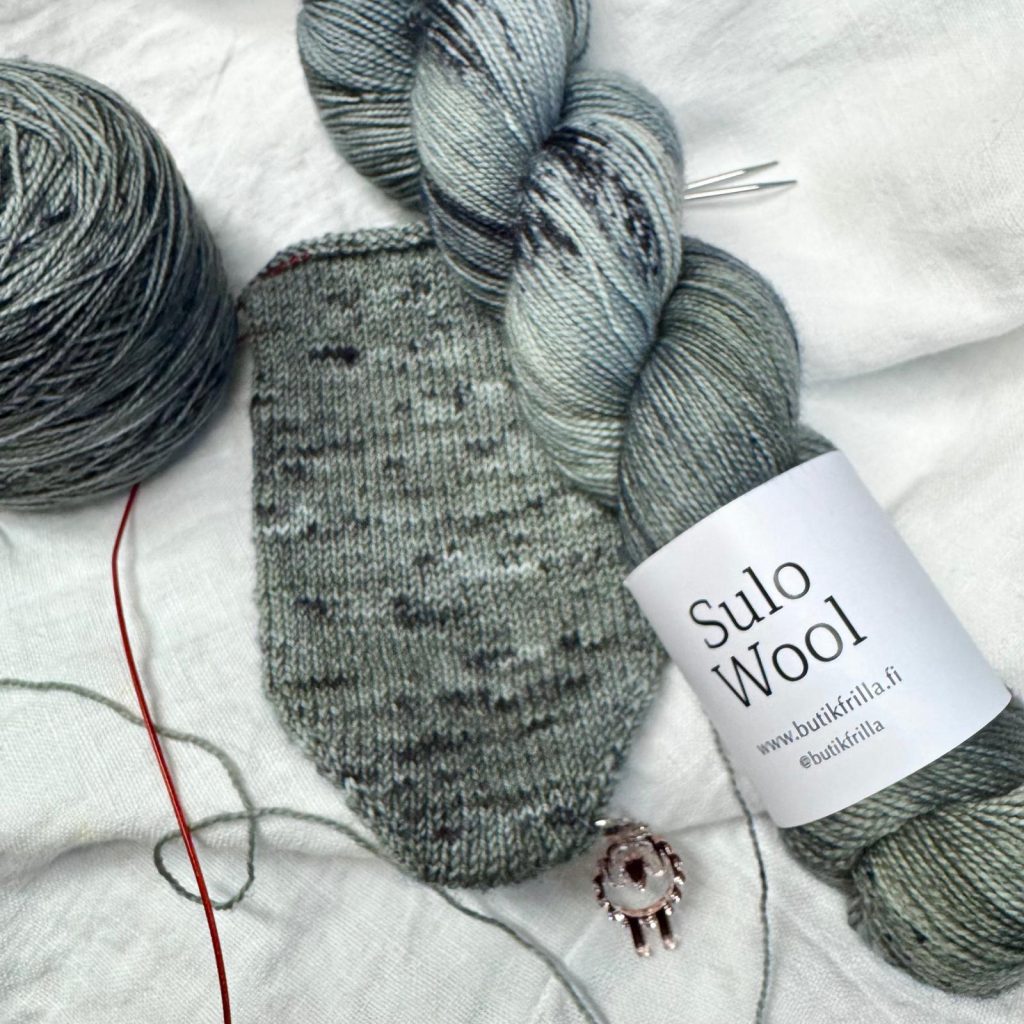 Haiku November neulepinta